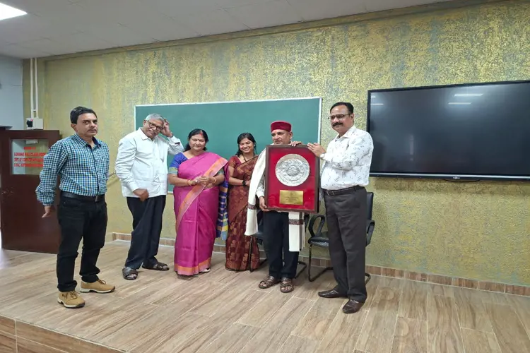Farewell Gathering in Honor of Our Esteemed Lab Assistant, Mr. Pramod Pandey